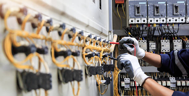 Professional Electrician technician working in Balch Springs, TX